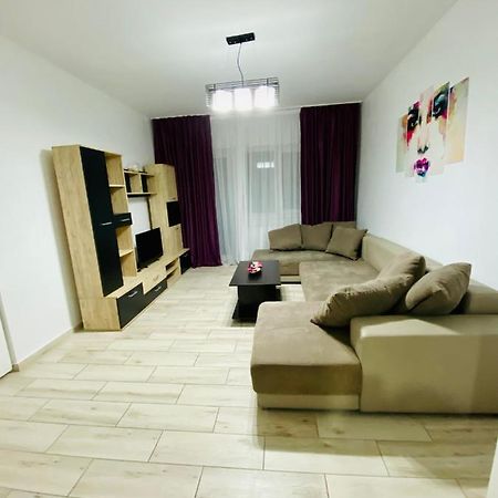Antonia'S Apartment คอนสตันซา ภายนอก รูปภาพ