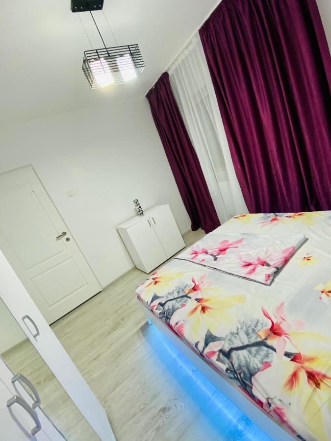Antonia'S Apartment คอนสตันซา ภายนอก รูปภาพ