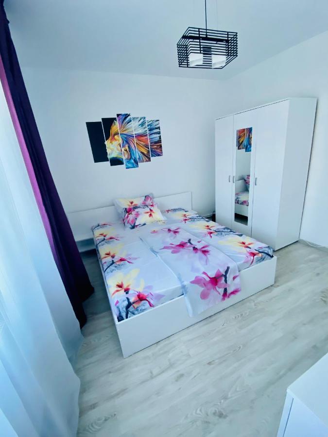 Antonia'S Apartment คอนสตันซา ภายนอก รูปภาพ