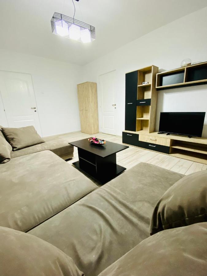 Antonia'S Apartment คอนสตันซา ภายนอก รูปภาพ