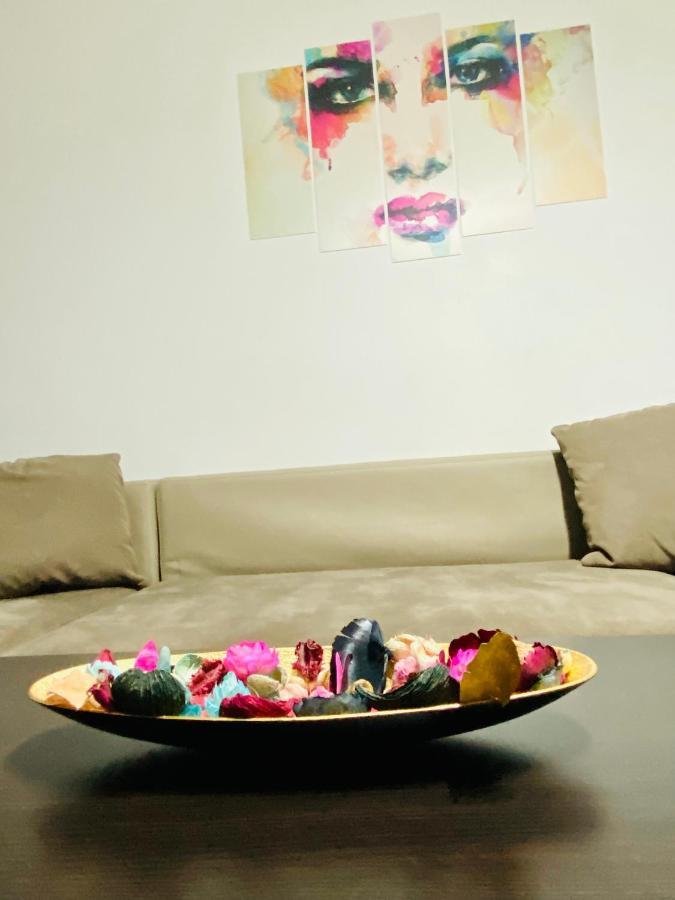 Antonia'S Apartment คอนสตันซา ภายนอก รูปภาพ