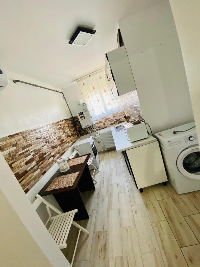 Antonia'S Apartment คอนสตันซา ภายนอก รูปภาพ